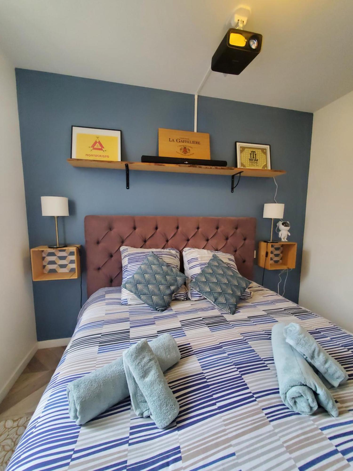 Votre Escale - Magellan Cinema Apartman Niort Kültér fotó